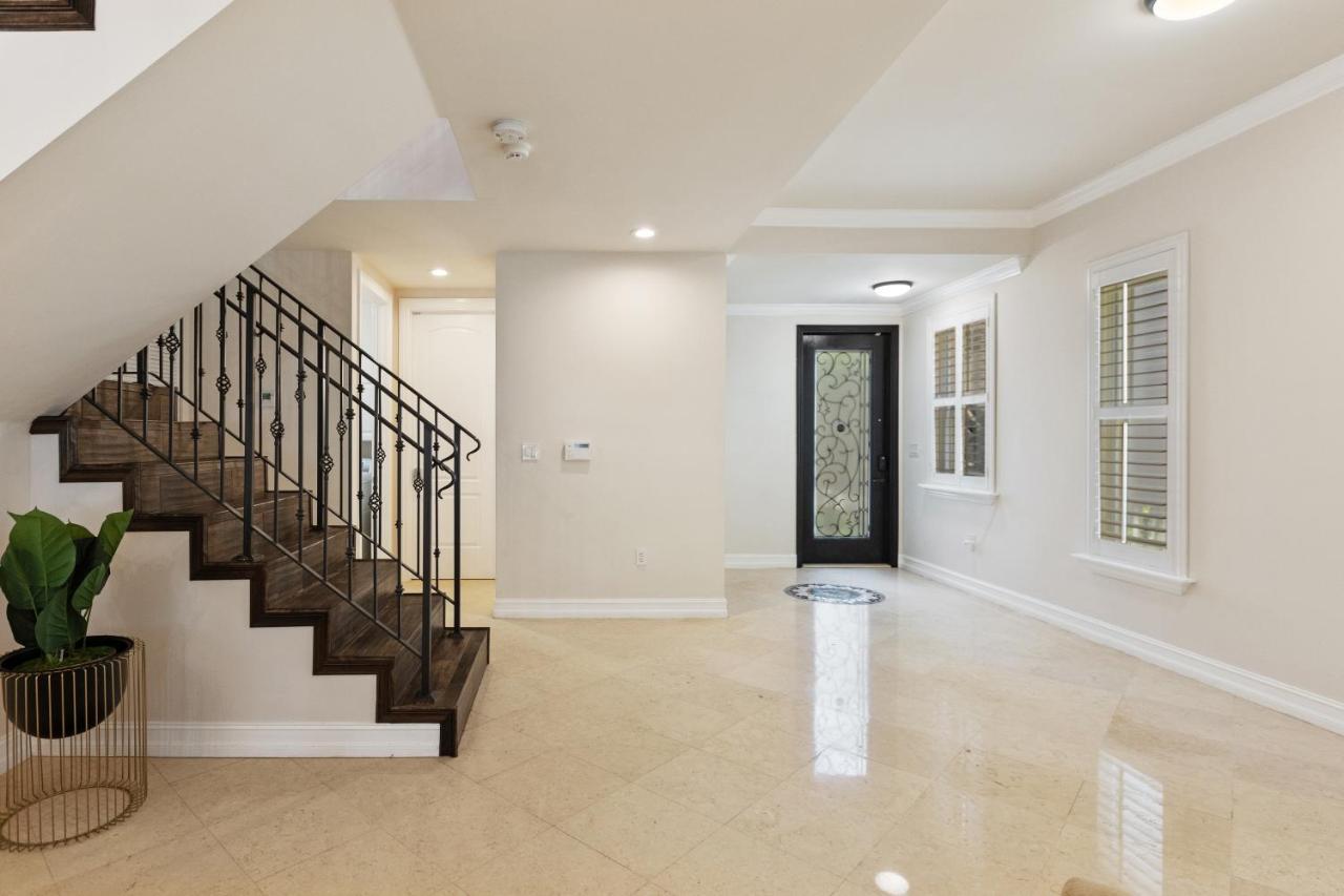 נורת' מיאמי ביץ' Luxury Spanish Villa 4 Bedroom 4 Bathroom Pool Sunny Isles מראה חיצוני תמונה
