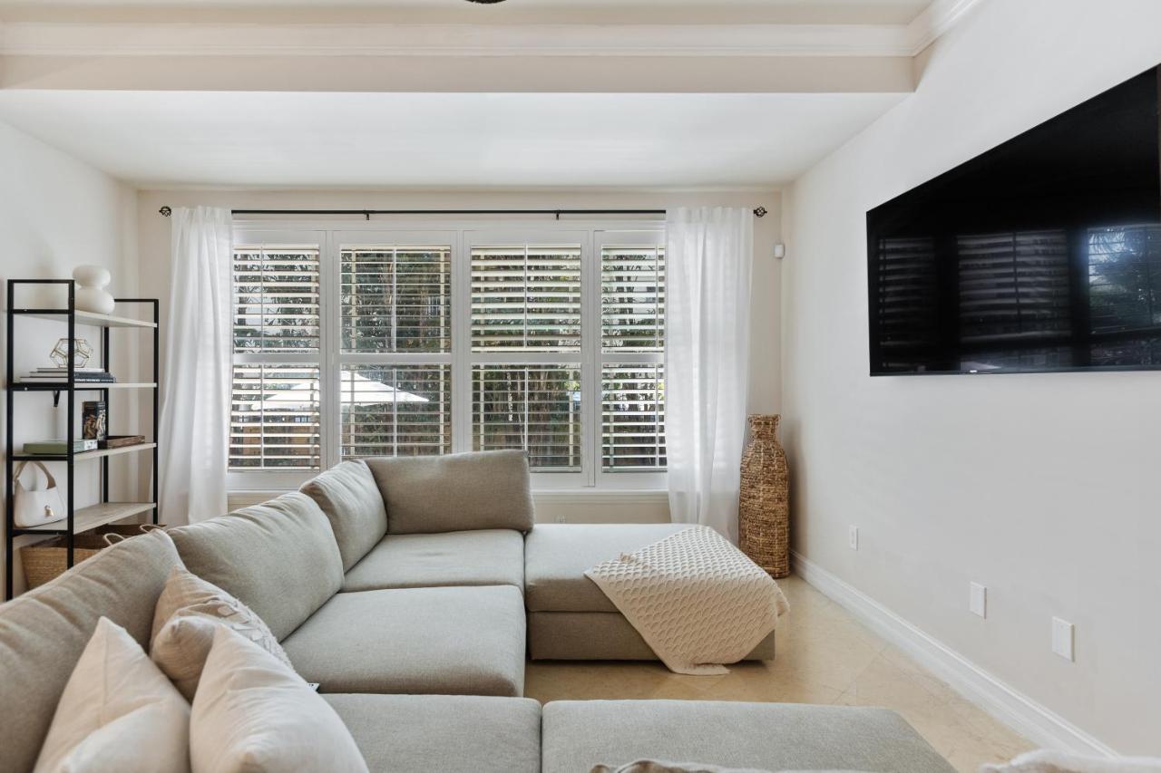 נורת' מיאמי ביץ' Luxury Spanish Villa 4 Bedroom 4 Bathroom Pool Sunny Isles מראה חיצוני תמונה