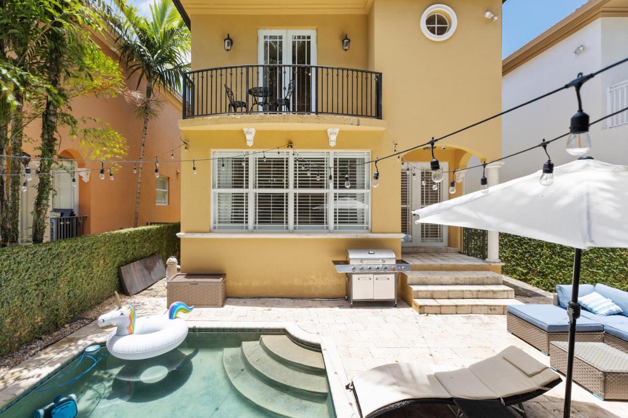 נורת' מיאמי ביץ' Luxury Spanish Villa 4 Bedroom 4 Bathroom Pool Sunny Isles מראה חיצוני תמונה
