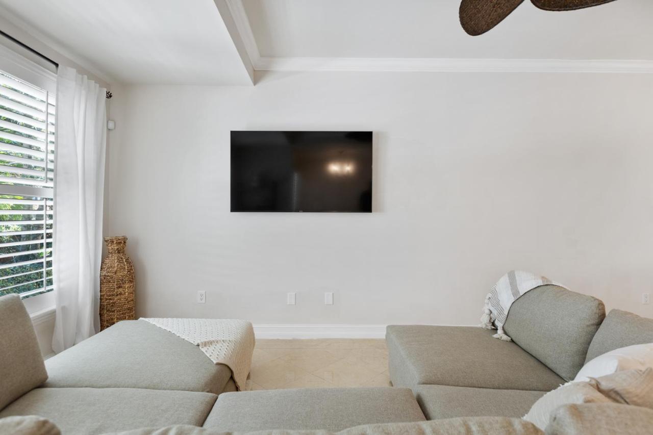 נורת' מיאמי ביץ' Luxury Spanish Villa 4 Bedroom 4 Bathroom Pool Sunny Isles מראה חיצוני תמונה
