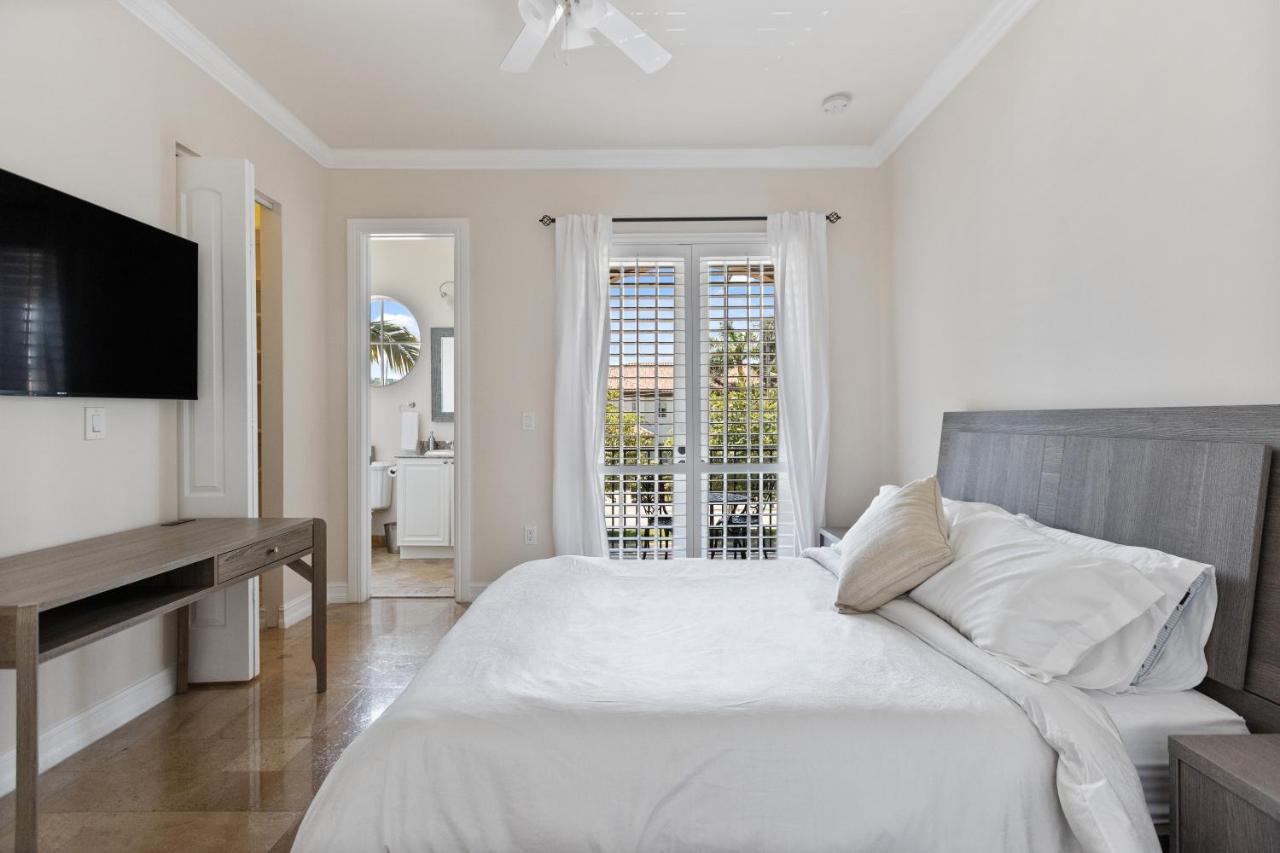 נורת' מיאמי ביץ' Luxury Spanish Villa 4 Bedroom 4 Bathroom Pool Sunny Isles מראה חיצוני תמונה